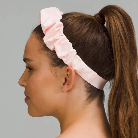 lululemon athletica Accessories - Lululemon Nulux Gathered Headband